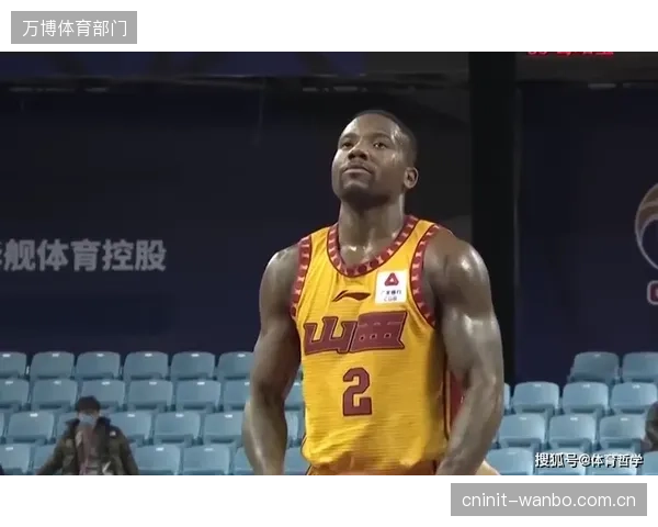 戴奇的球队攻守相对平衡，但缺乏决定性比赛的拿分能力。